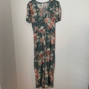 Xhilaration Floral Sage Short Sleeve V-Neck Jumpsuit